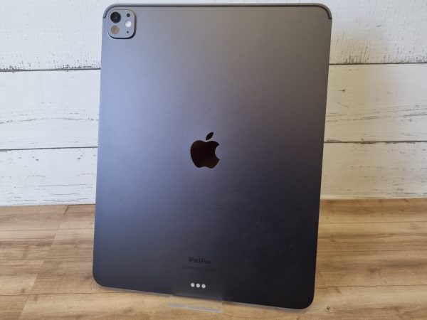 Apple iPad Pro M4 TW357001 - Image 10