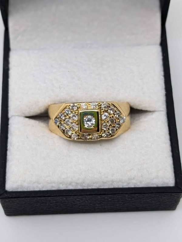 18ct Gold Ring - BL297237 - Image 7