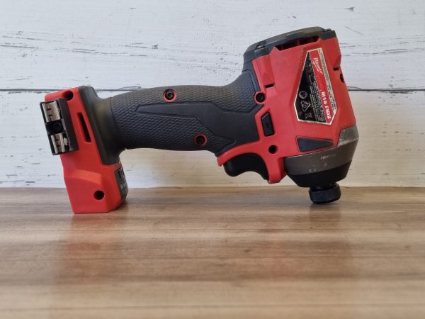 Milwaukee 18V Impact Driver TW357575 - Image 6