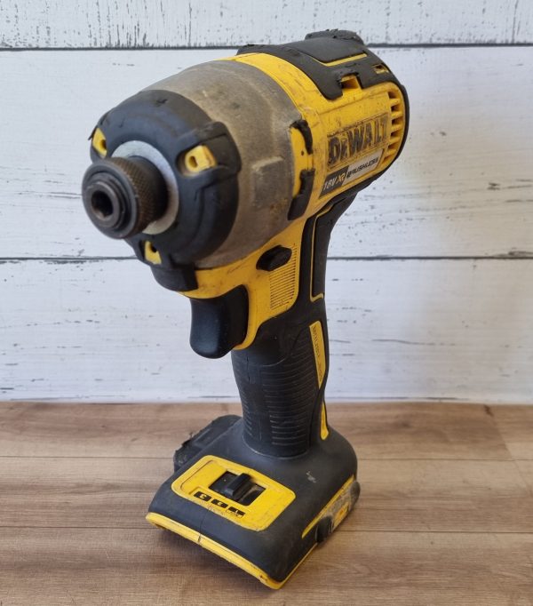 DeWalt 18V Impact Driver TW354984 - Image 7