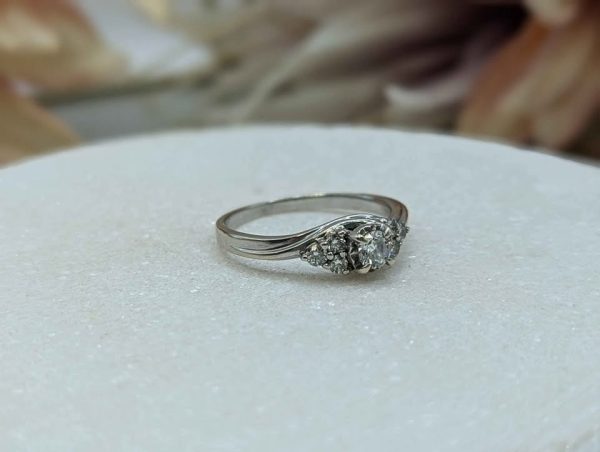 Lady's 10CT White Gold Diamond Eye Style Ring (3.0gms) - BP318836 - Image 8