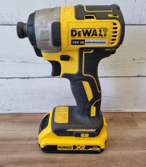 DeWalt 18V Impact Driver TW355663 - Image 5