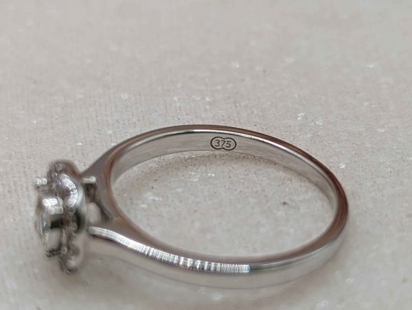 Lady's 9CT White Gold Diamond Halo Illusion Set Ring (2.8gms) - BP306999 - Image 6