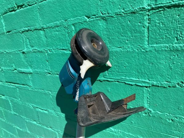 Makita 18V Brushless Whipper Snipper Skin-Only (DUR192L) - BP337678 - Image 2