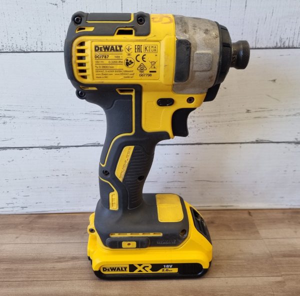 DeWalt 18V Impact Driver TW355663 - Image 6