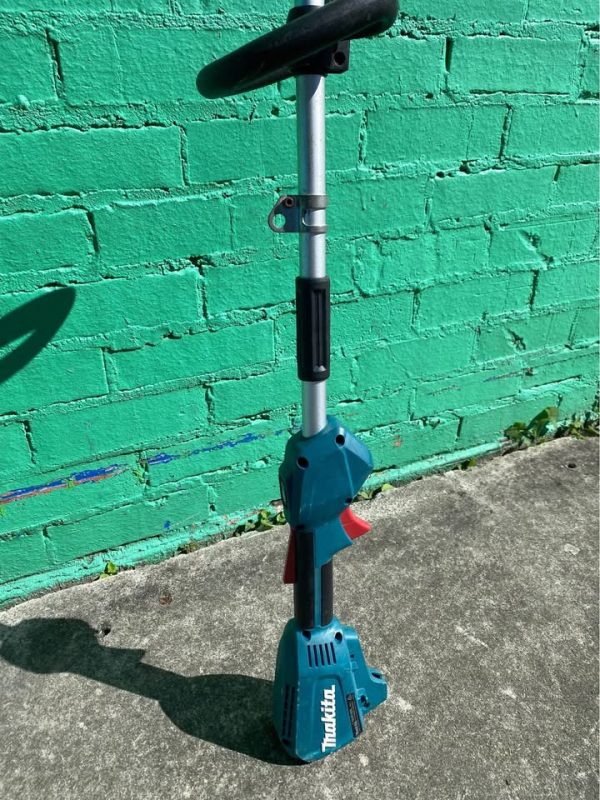 Makita 18V Brushless Whipper Snipper Skin-Only (DUR192L) - BP337678 - Image 4