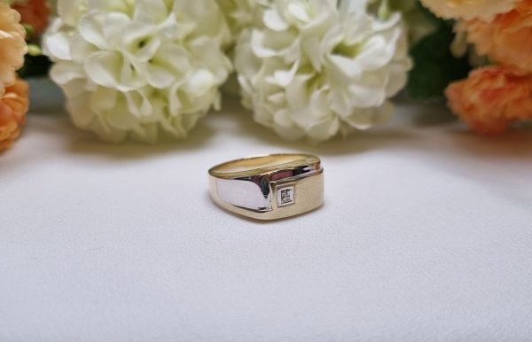 Mens 9ct Yellow Gold Signet Ring TW357599 - Image 2