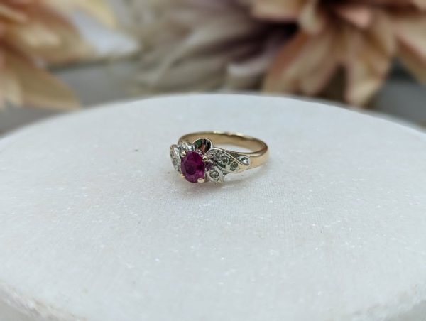 Lady's 10CT Yellow Gold Red Stone & Diamond Flower Style Ring (4.0gms) - BP285483