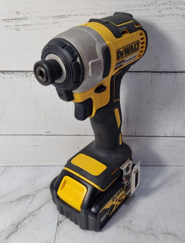 DeWalt 18V Impact Driver TW360506 - Image 7