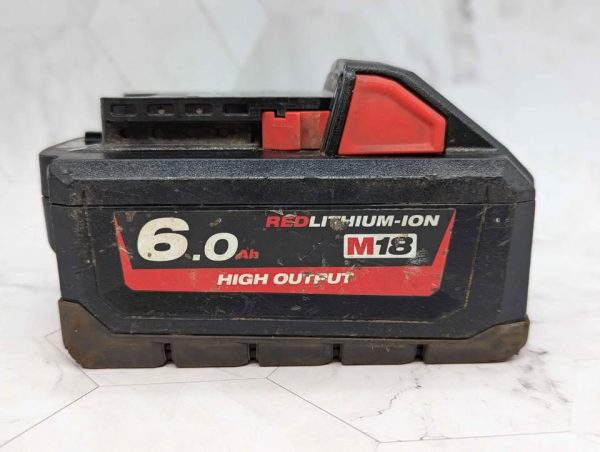 Milwaukee 18V 6.0Ah High Output Battery - BP364530 - Image 3