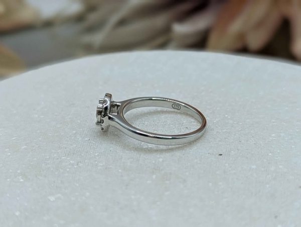 Lady's 9CT White Gold Diamond Halo Illusion Set Ring (2.8gms) - BP306999 - Image 5