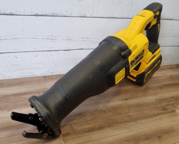 DeWalt 18V Reciprocating Saw TW355980 - Image 7