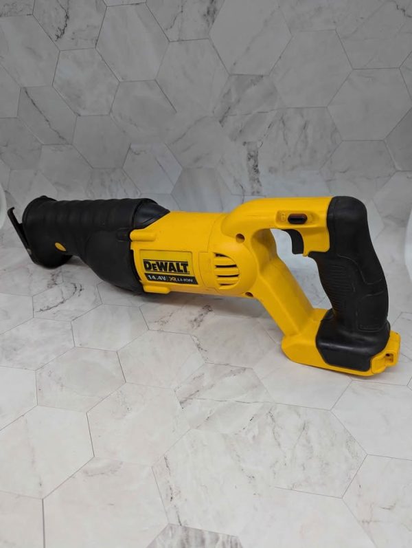 DeWalt 14.4V Reciprocating Saw Skin-Only (DCS320) - BP364706