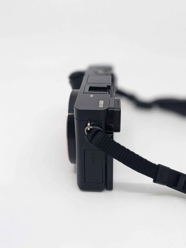 Sony AX6000 Camera - BL367915 - Image 9