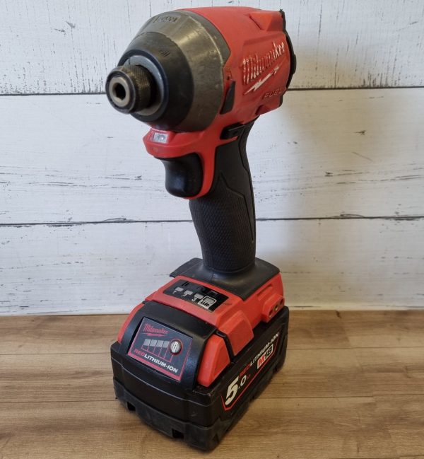 Milwaukee 18V Impact Driver TW360303 - Image 7