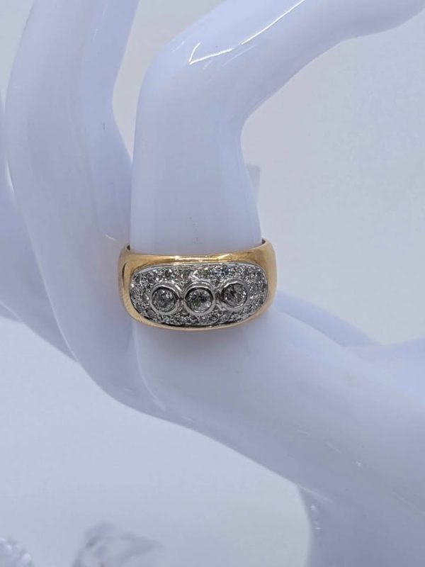 18ct Gold Ring - BL310261 - Image 10
