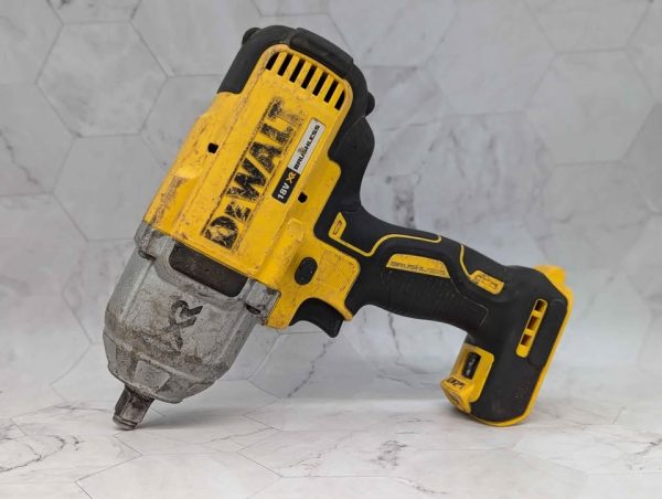 DeWalt 18V XR High Torque 1/2" Impact Wrench Skin-Only (DCF899H) - BP366866