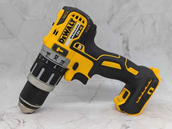 DeWalt 18V XR Brushless Hammer Drill Driver Skin-Only (DCD796) - BP362484