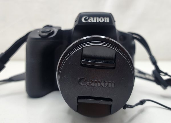 Canon Power Shot SX70 HS 4K with Zoom Lens and Accessories - IP363349 - Image 4