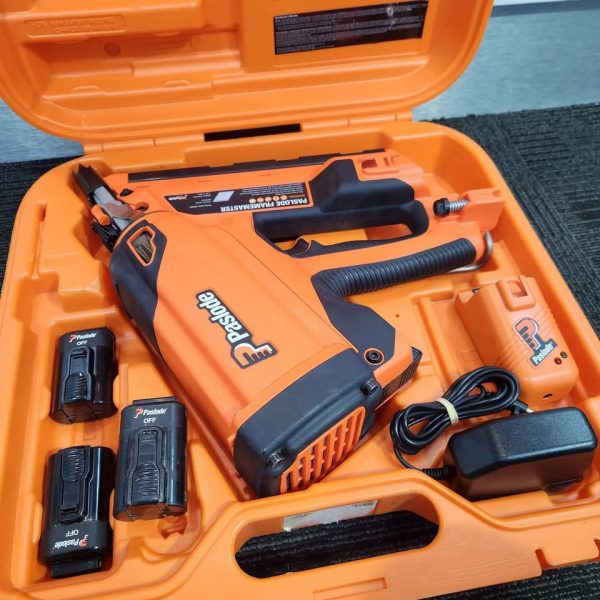 PALSODE IMPULSE NAIL GUN + BATTERY #GN350737 - Image 3