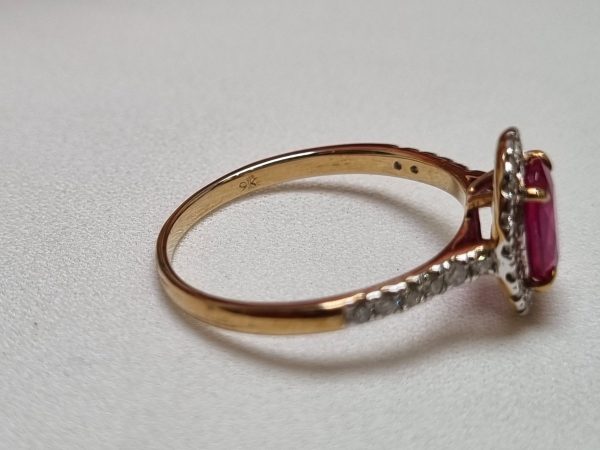 9ct Yellow Gold Sapphire and Diamond Halo Dress Ring TW339478 - Image 19