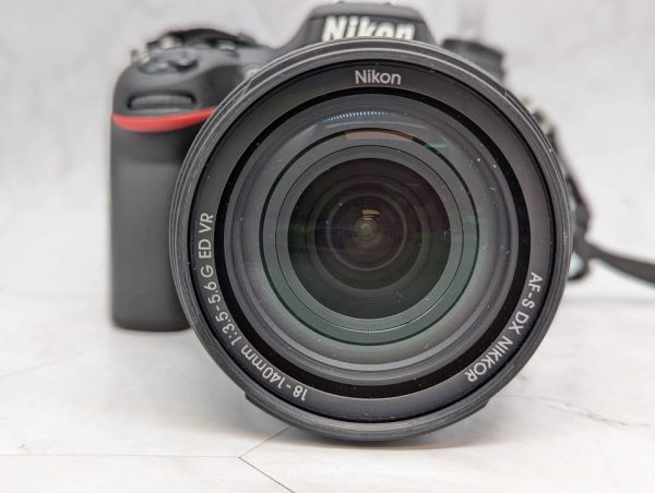 Nikon D7100 DSLR Camera w/ AF-S Nikkor 18-140mm f/3.5-5.6G ED DX VR Lens - BP342431 - Image 2