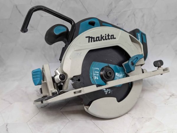 Makita 18V 165mm Circular Saw Skin-Only (DHS680) - BP365738