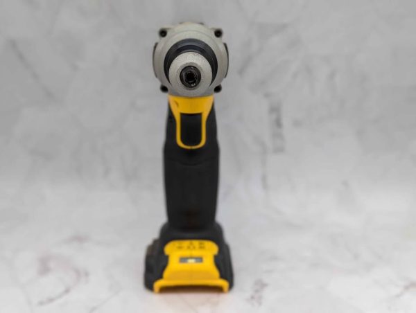 DeWalt 18V 6.4mm Brushless Rivet Tool Skin-Only (DCF414) - BP367273 - Image 2
