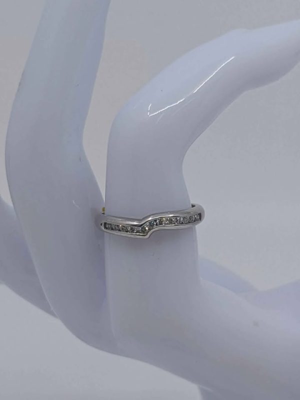 Ladies 18ct White Gold Diamond Contoured Wedding Ring - BL245570 - Image 5