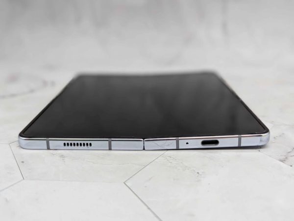 Samsung Galaxy Z Fold5 256GB Mobile Phone - BP367786 - Image 4