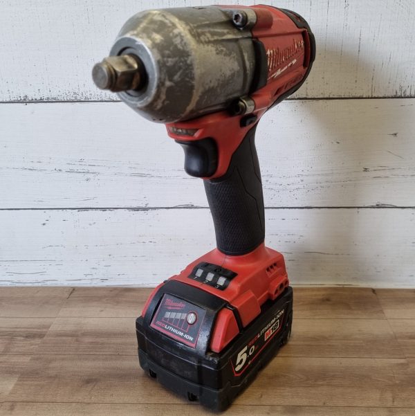 Milwaukee 18V Impact Wrench TW364044 - Image 7