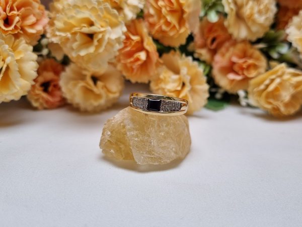 9ct Yellow Gold Blue Stone Dress Ring TW368715 - Image 6