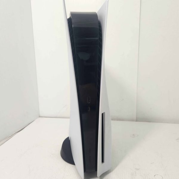 PLAYSTATION 5 GAMING CONSOLE #GN352882