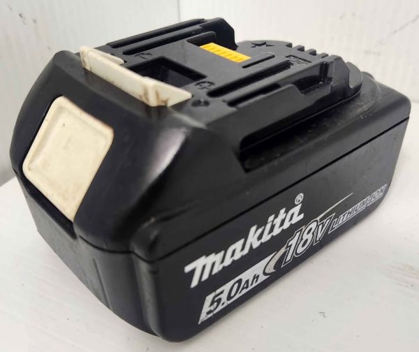 MAKITA BATTERY 18V 5AH BATTERY #GN364383-1 - Image 7