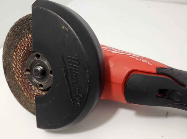 MILWAUKEE M18 125MM (5") ANGLE GRINDER (SKIN ONLY) #GN370487 - Image 9