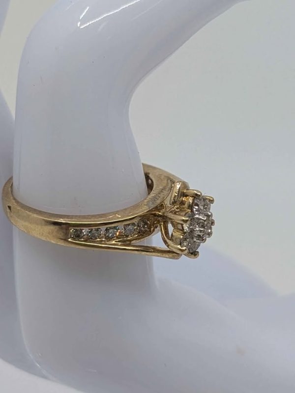 Ladies 9ct Yellow Gold Diamond Wedding Ring - BL291944 - Image 7
