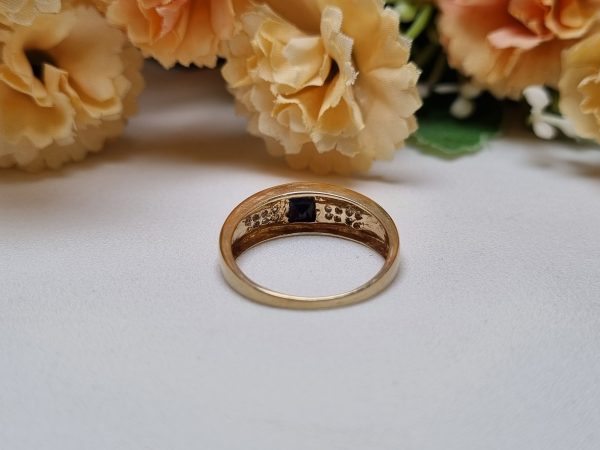 9ct Yellow Gold Blue Stone Dress Ring TW368715 - Image 5