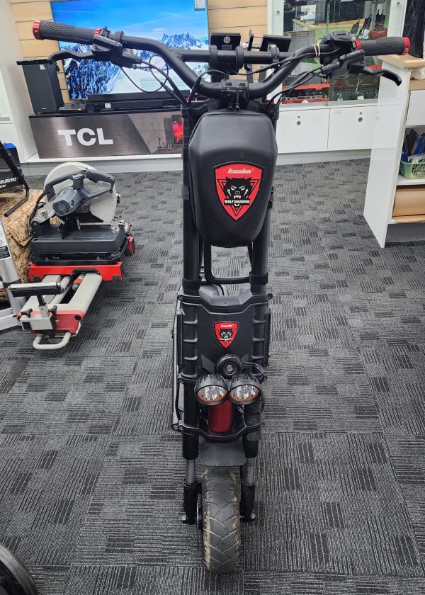 Kaabo Wolf King GT Electric Scooter w/ Charger - IP369089 - Image 12