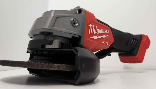 MILWAUKEE M18 125MM (5") ANGLE GRINDER (SKIN ONLY) #GN370487 - Image 10