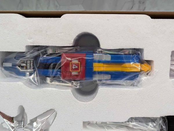 Toynami Voltron Defender of The Universe 30th Anniversary Collector's Set - BP367872 - Image 4