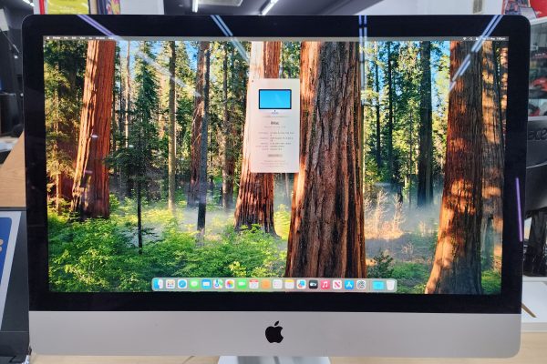 Apple iMac 2020 27" with Magic Keyboard and Mouse - IP369291 - Image 3