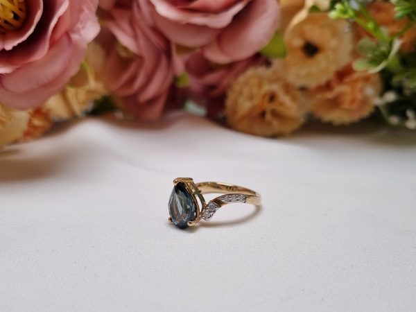 9ct Yellow Gold Diamond and Topaz Dress Ring TW330688 - Image 20