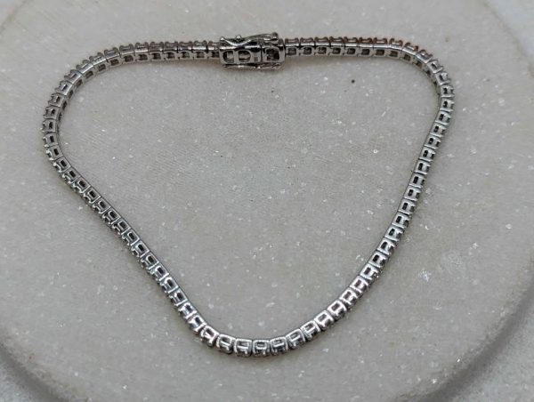 Ladies 9CT White Gold Diamond Tennis Bracelet (8.0gms) - BP366443 - Image 7
