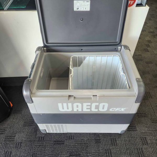 WAECO CAMP FRIDGE #GN312838 - Image 7