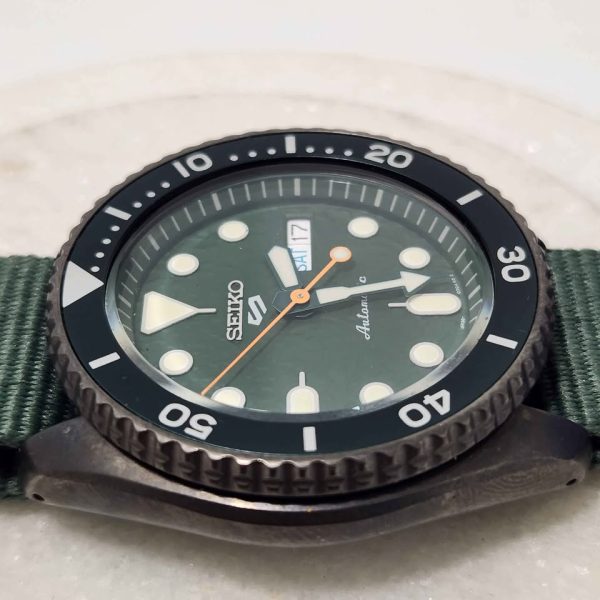MENS SEIKO WATCH #GN369037 - Image 3
