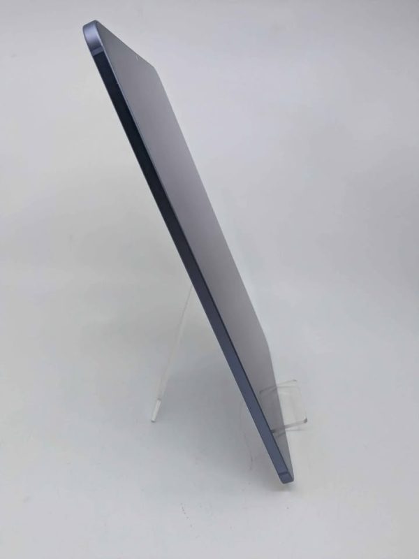 iPad Air (5th Gen) - BL355384 - Image 12