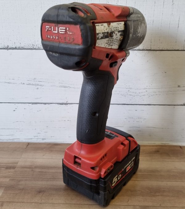 Milwaukee 18V Impact Wrench TW364044 - Image 8