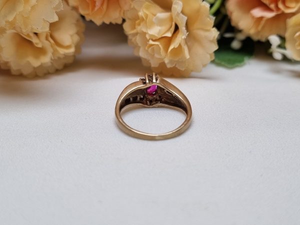 9ct Yellow Gold Red Dress Ring TW364837 - Image 5