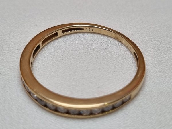 14ct Yellow Gold Diamond Channel Set Ring TW368661 - Image 7