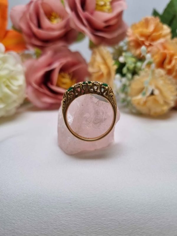 LADIES 18CT YELLOW GOLD GREEN STONED RING TW366055 - Image 8